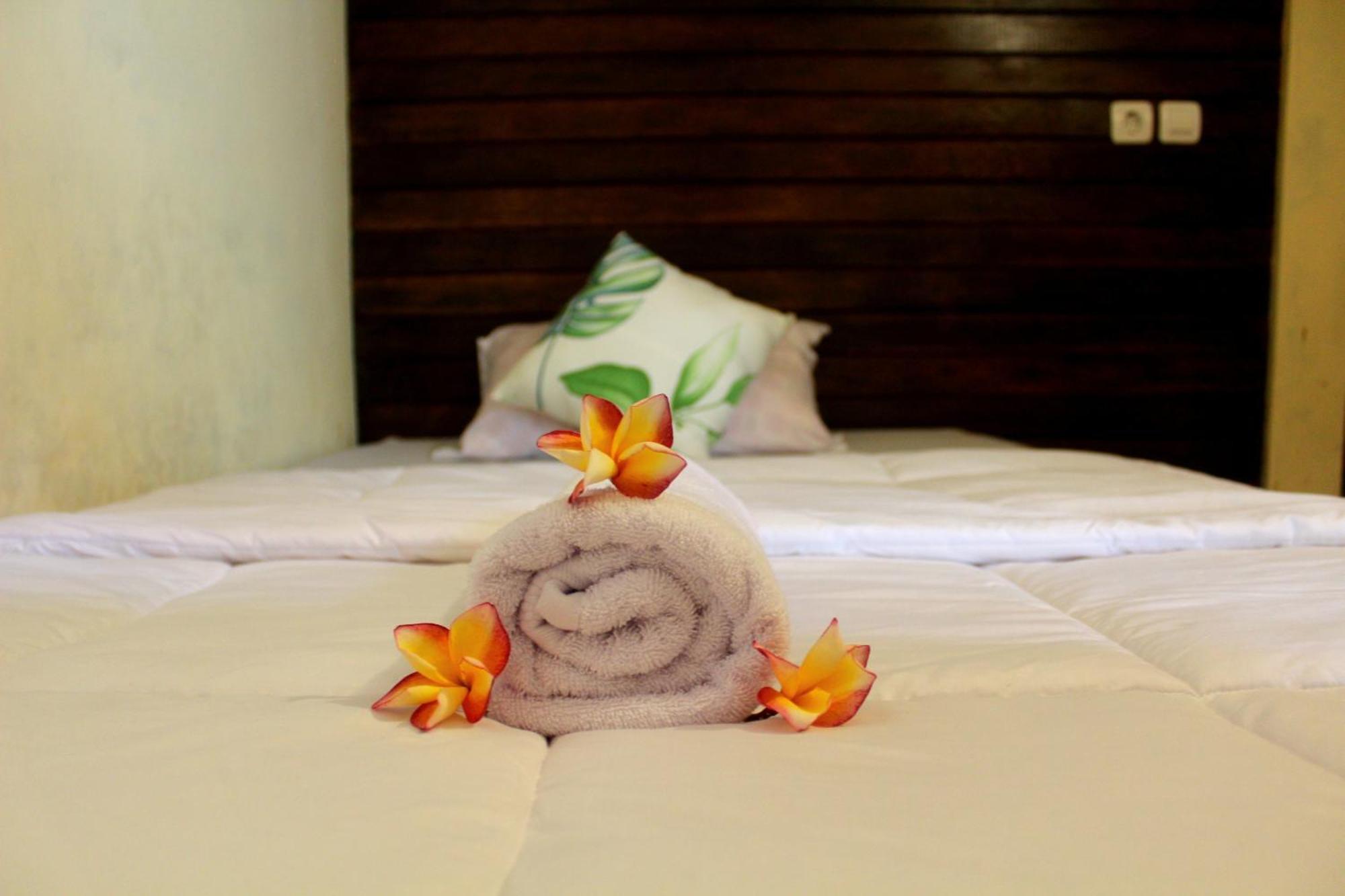 Tara Hostel Batununggul Номер фото